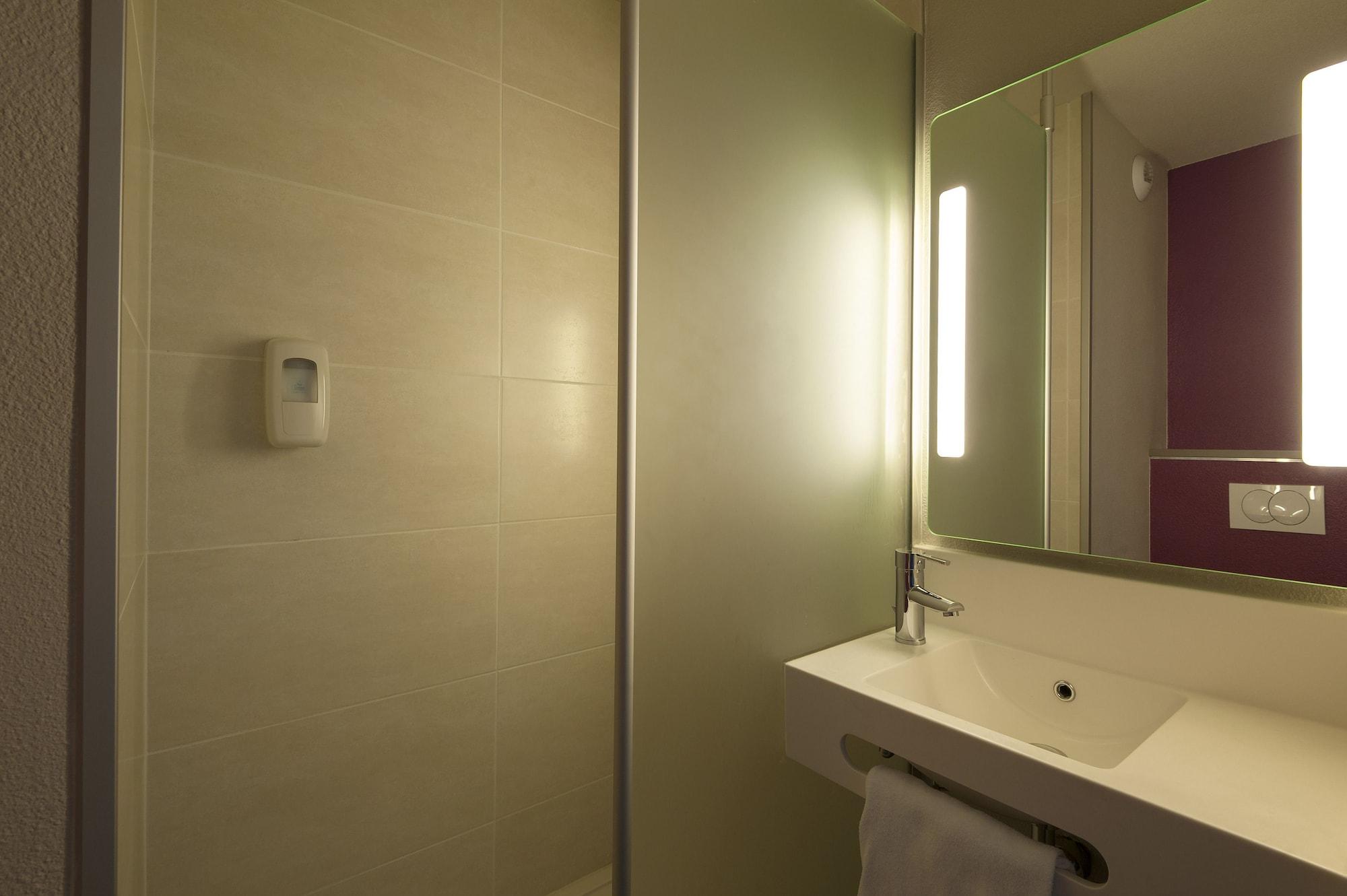 B&B Hotel Lyon Ouest Tassin Kültér fotó