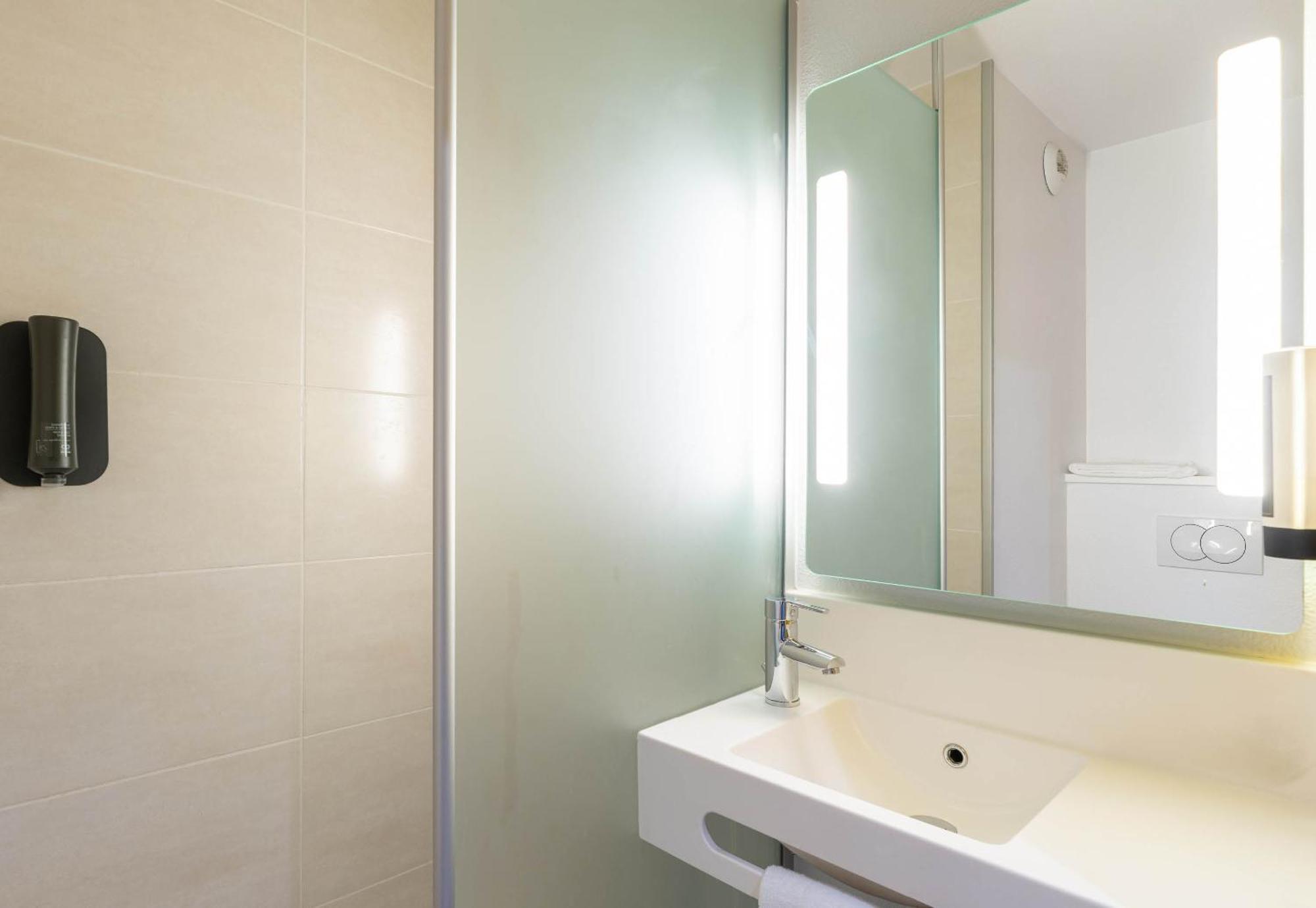 B&B Hotel Lyon Ouest Tassin Kültér fotó